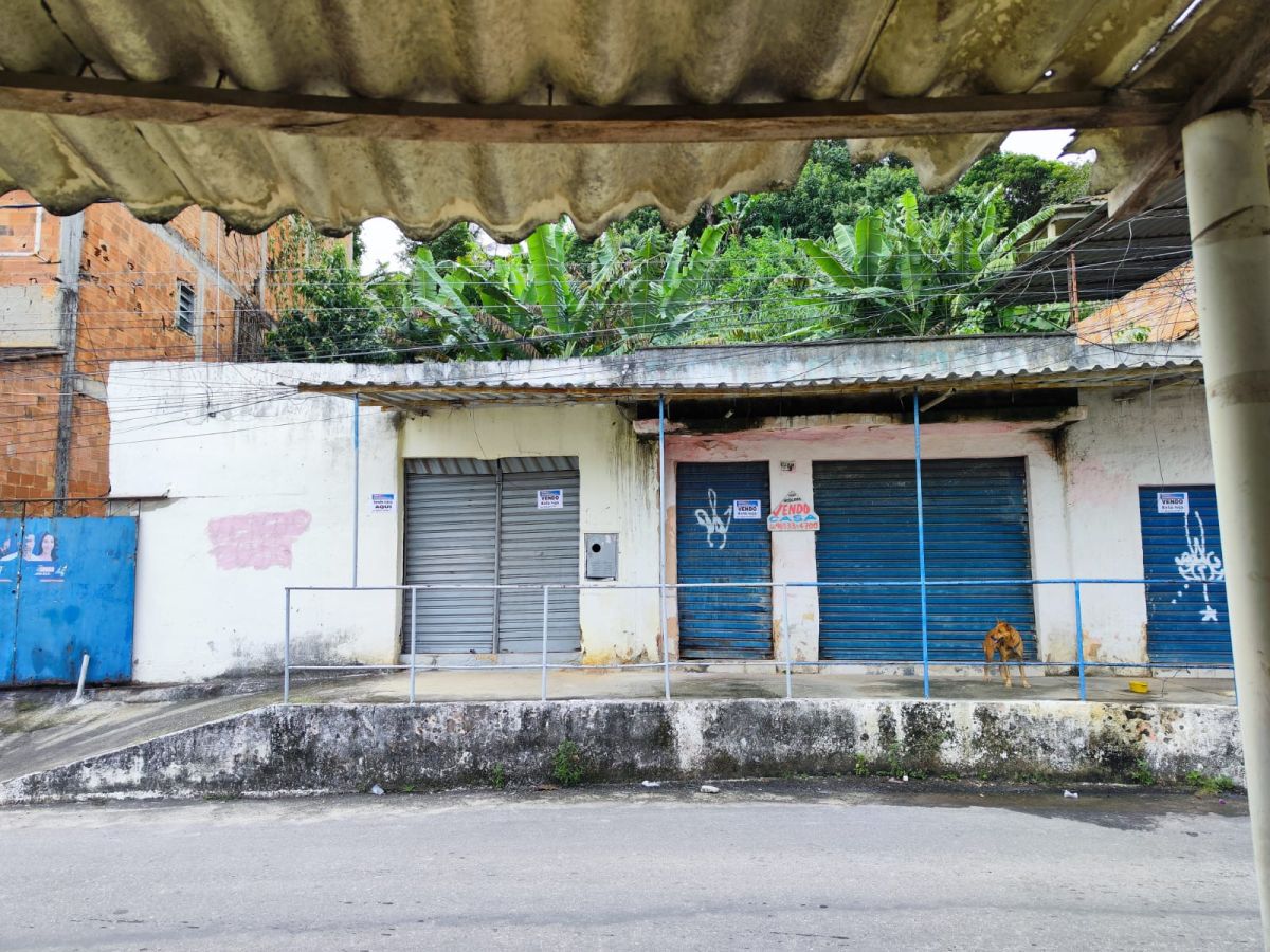 Vendo casa e loja